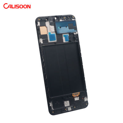 Màn hình LCD Samsung với 3 cổng HDMI để trải nghiệm độ nét cao